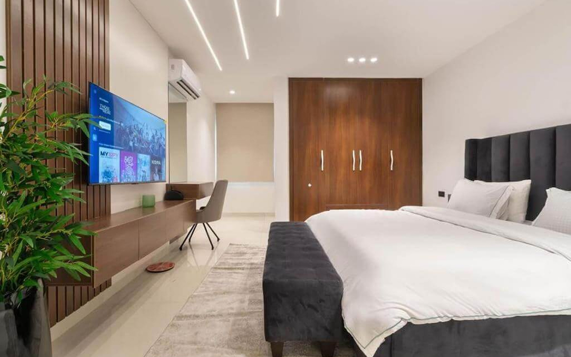 Apartment Interior (25)